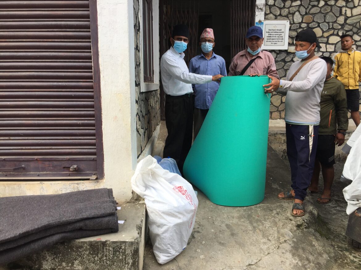 रेडक्रसकाे सहयाेग