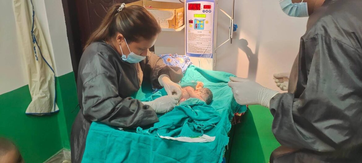 गाउँबाटै प्रसुती सेवा