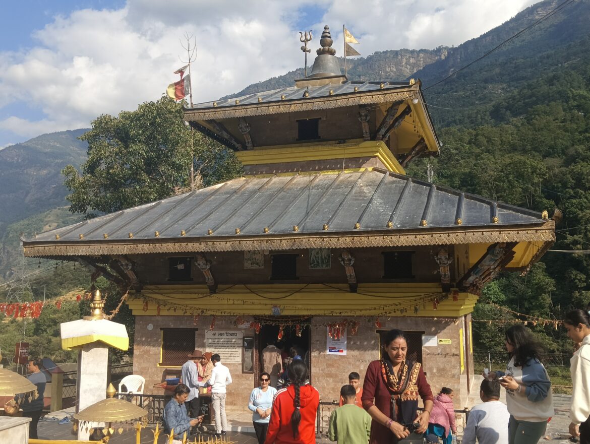 आस्थाको केन्द्र गलेश्वर धाम