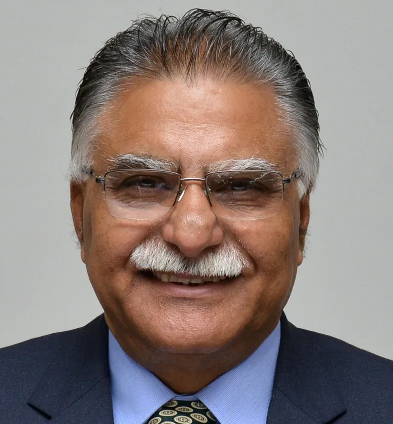 निर्देशकमा पोखरेल