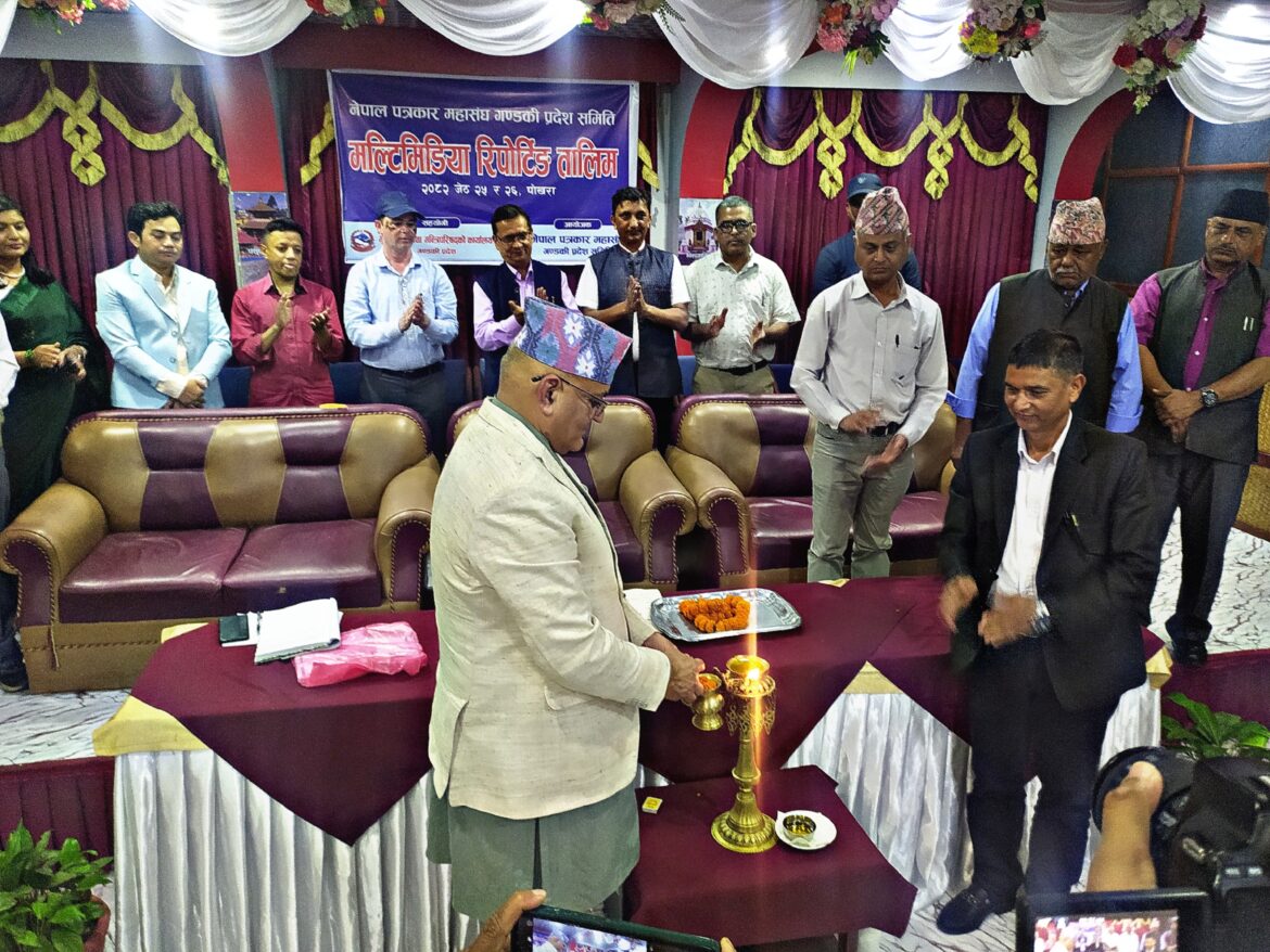 सक्रिय राजतन्त्र आयो भने पहिले पत्रकारको कलम भाचिन्छ: मुख्यमन्त्री पाण्डे