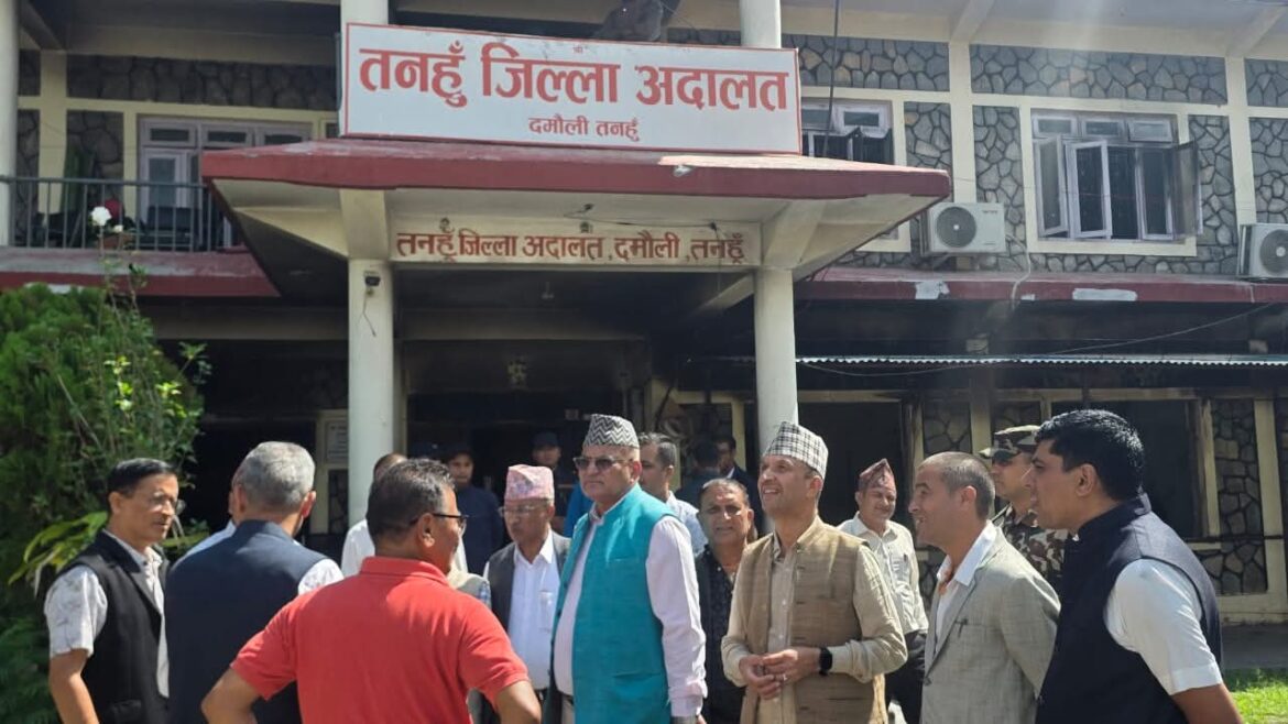 जलेको भग्नावशेष अवलोकन