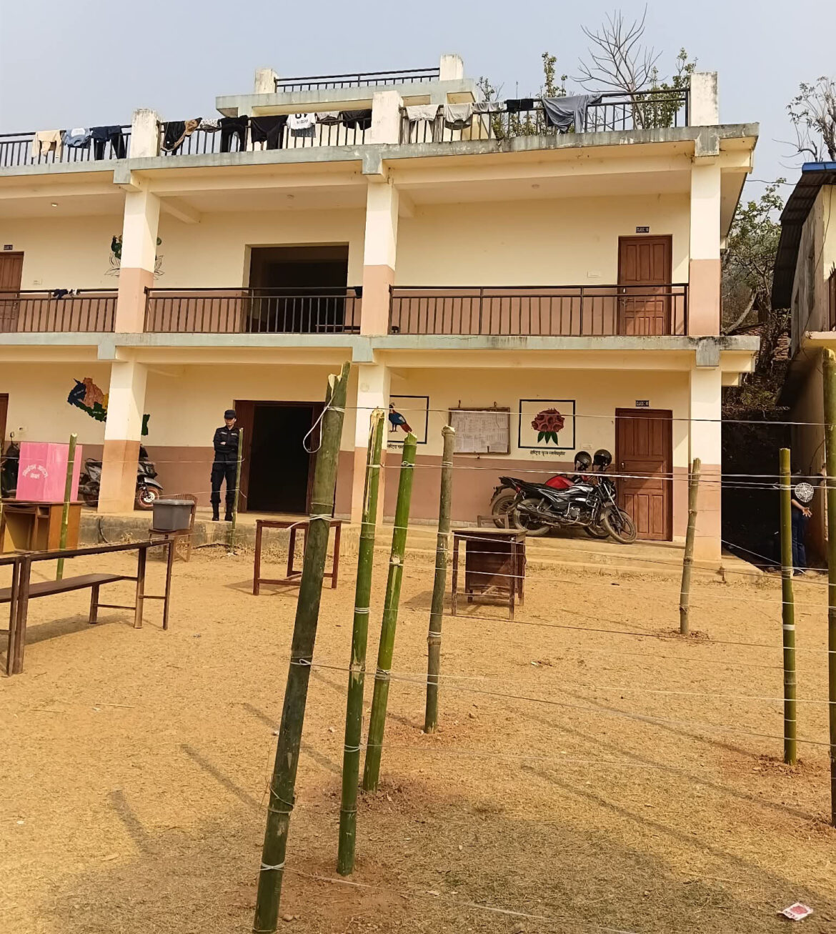 मतदान केन्द्र